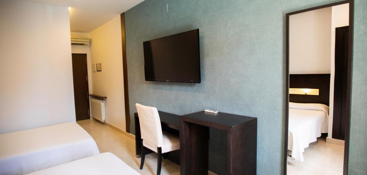 Hotel El Meson توريخوس المظهر الخارجي الصورة